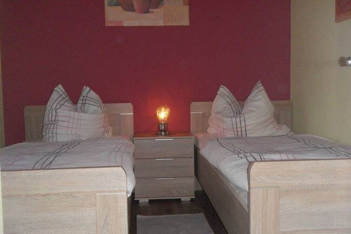 Ferienhaus für 4 Personen, mit Garten in Berumbur - 3