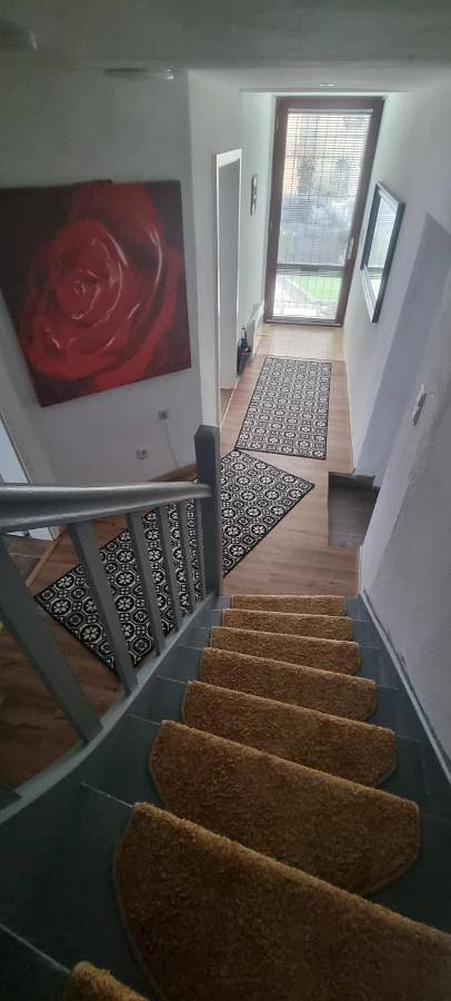 Ferienwohnung für 11 Personen, mit Garten und Terrasse in Longkamp - 4