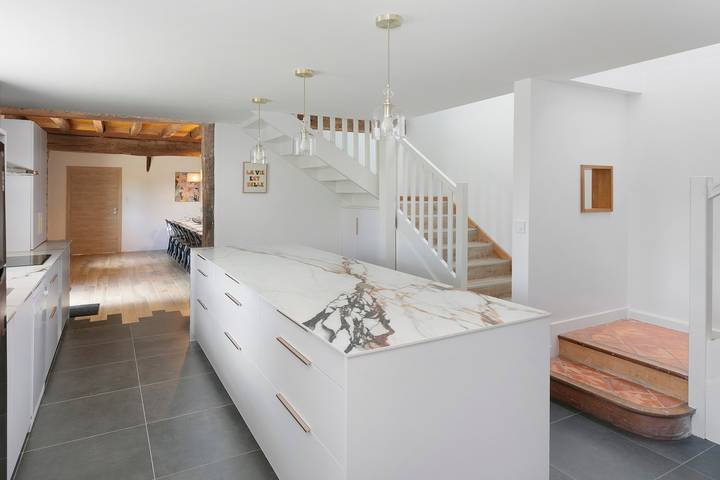 Holiday home “La Grande Jeane” with private pool, terrace, and Wi-Fi in Béganne, Vannes region