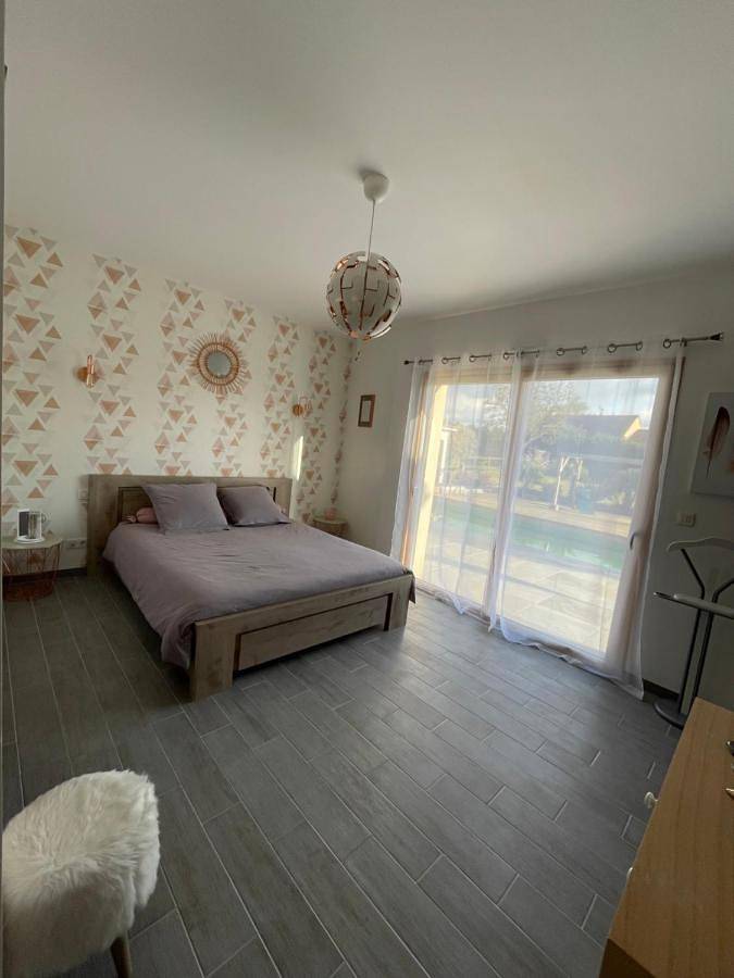 Appartement de vacances pour 4 personnes, avec vue ainsi que jardin et piscine