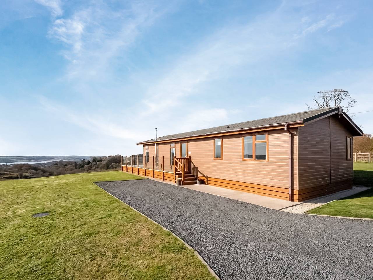 Oakwood Lodge in Clyde Muirshiel Regional Park