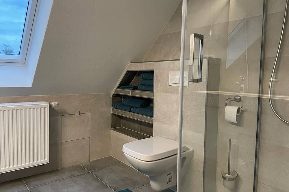 Ganze Wohnung, Charmante Jugendstill-Villa. Komplett saniert & neu eingerichtet im Sommer 2023 in Bückeburg, Landkreis Schaumburg