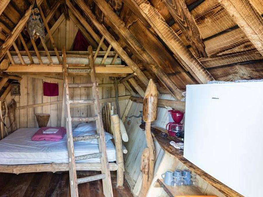 Camping Les Castors - Insolite 3 personnes - Cabane Sorcière 3 pers in Burnhaupt-le-Haut, Région de Thann