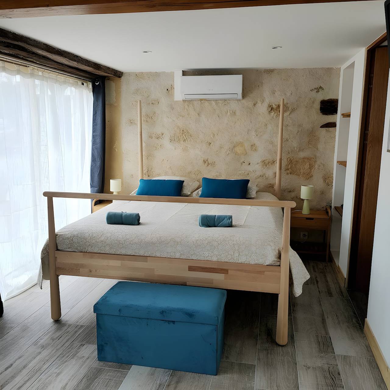 Chambre d’hôtes « La Vigne » avec piscine partagée, jardin commun et Wi-Fi in Puisseguin, Région de Libourne