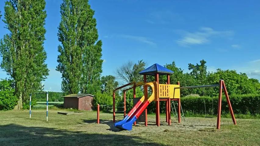 Ferienwohnung für 5 Personen, mit Garten in Schaprode - 4