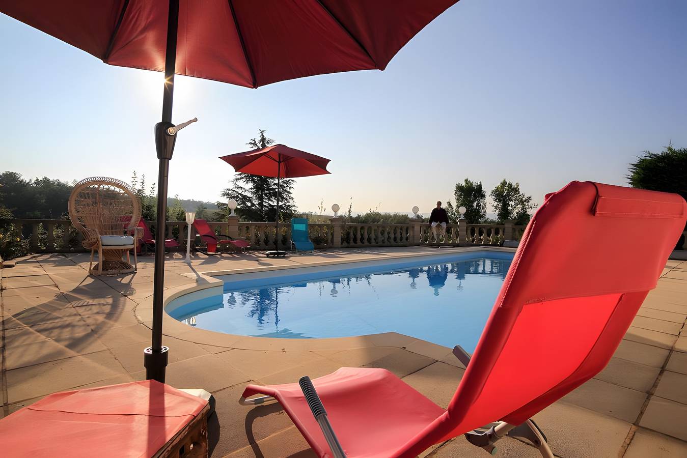 Casa de vacaciones 'Louis' con vistas a la montaña, piscina privada y Wi-Fi in Revel-Tourdan, Región de Vienne