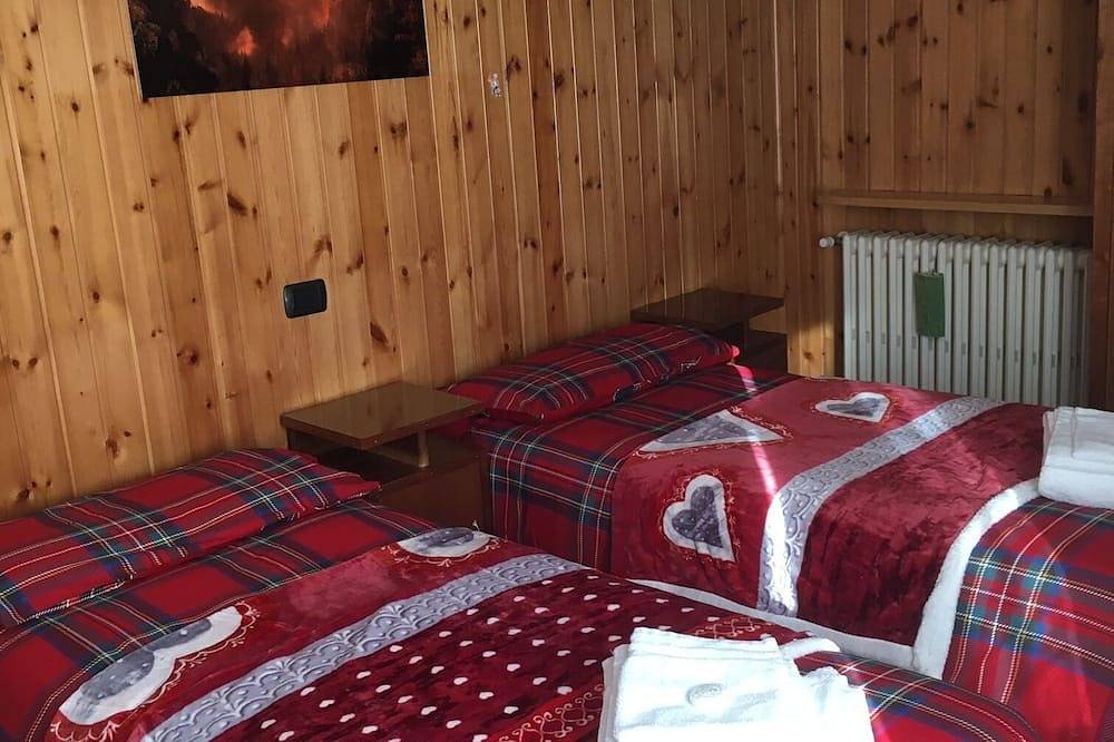 Entire apartment, Apartment 8 beds in Ponte di Legno (Town), Ponte di Legno