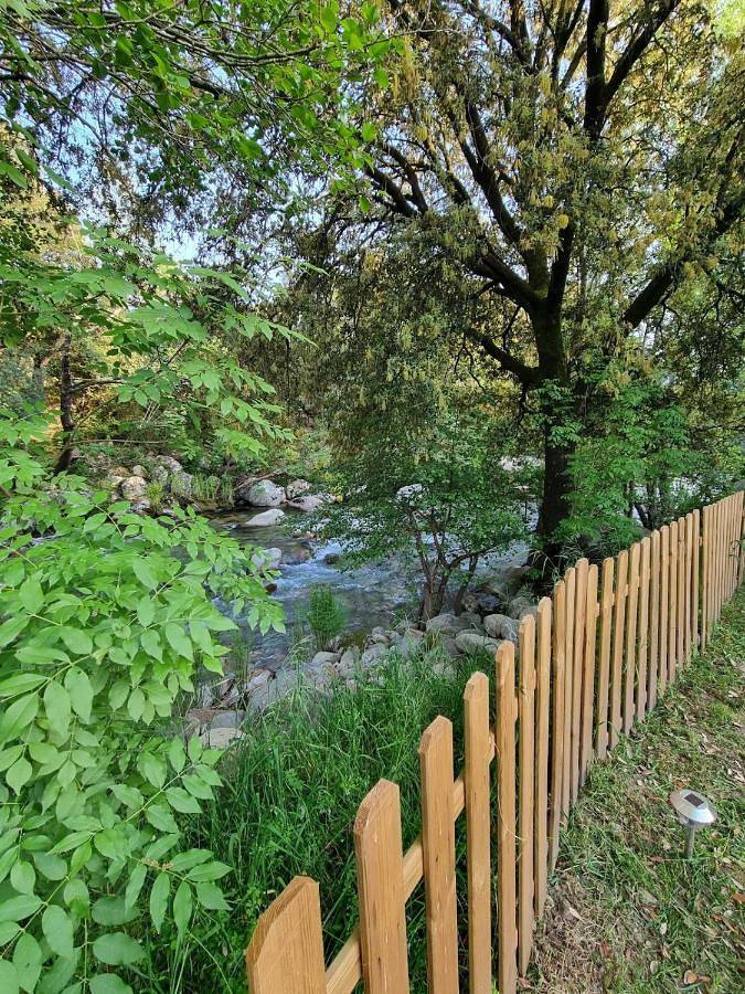 Location de vacances pour 6 personnes, avec Terrasse et Jardin à Tavaco