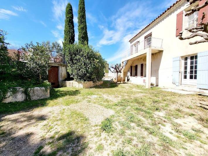 Appartement de vacances pour 8 personnes, avec Balcon et Terrasse ainsi que Jardin et Vue