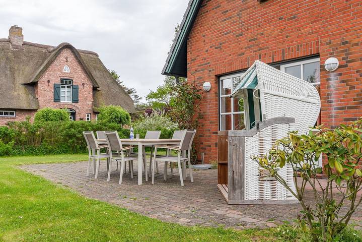Ferienhaus für 4 Personen, mit Terrasse und Garten in Utersum - 4