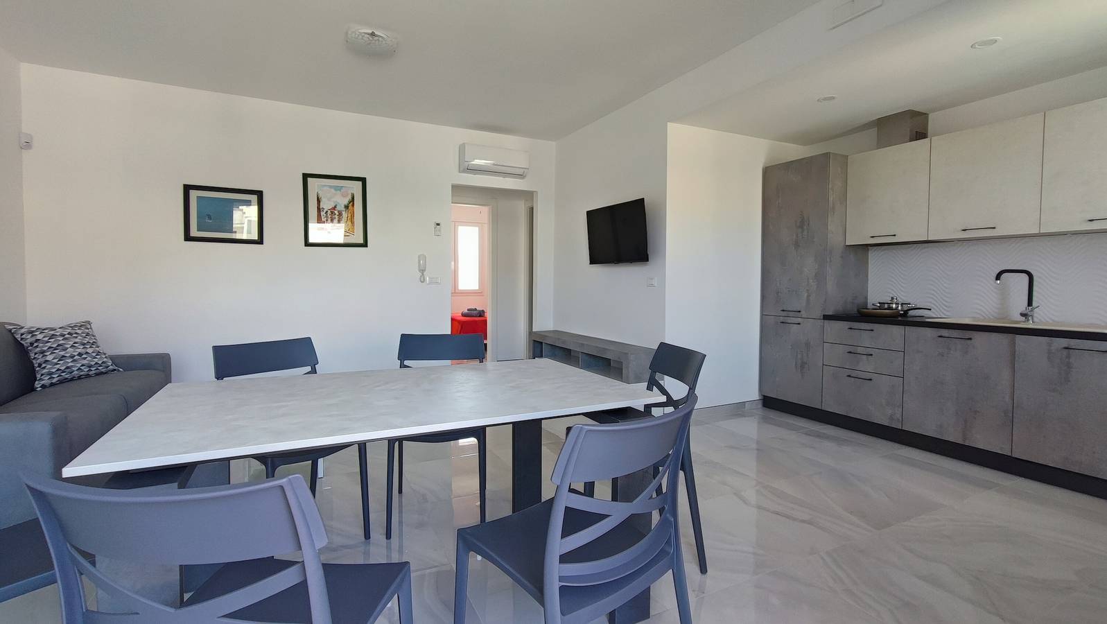 Ganze Wohnung, Apartment 'Nuovo T San Giovanni' mit privater Terrasse, Balkon und Klimaanlage in Torre San Giovanni, Golf von Tarent