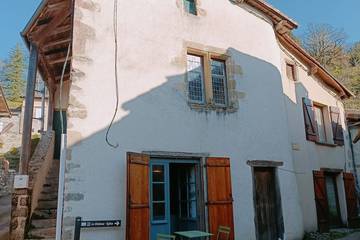 Gîte pour 6 personnes, avec balcon à Saint-Germain-de-Confolens