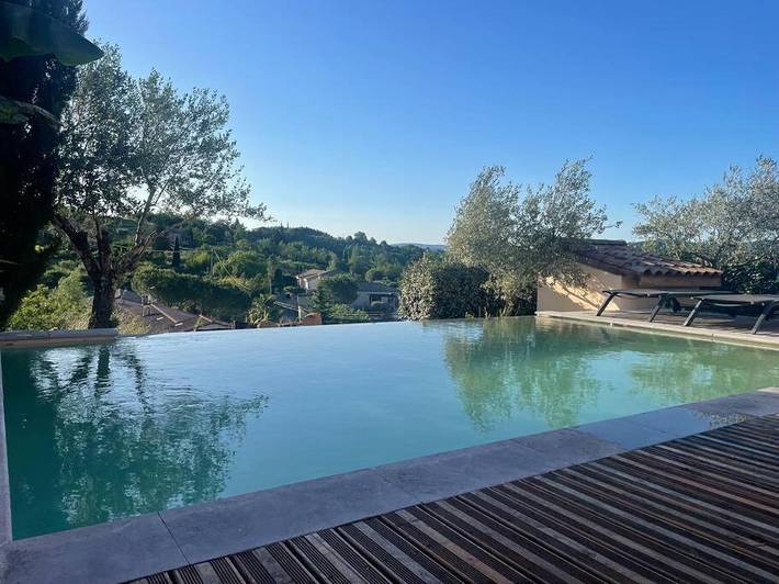 Maison de vacances pour 7 personnes, avec Terrasse ainsi que Piscine et Vue