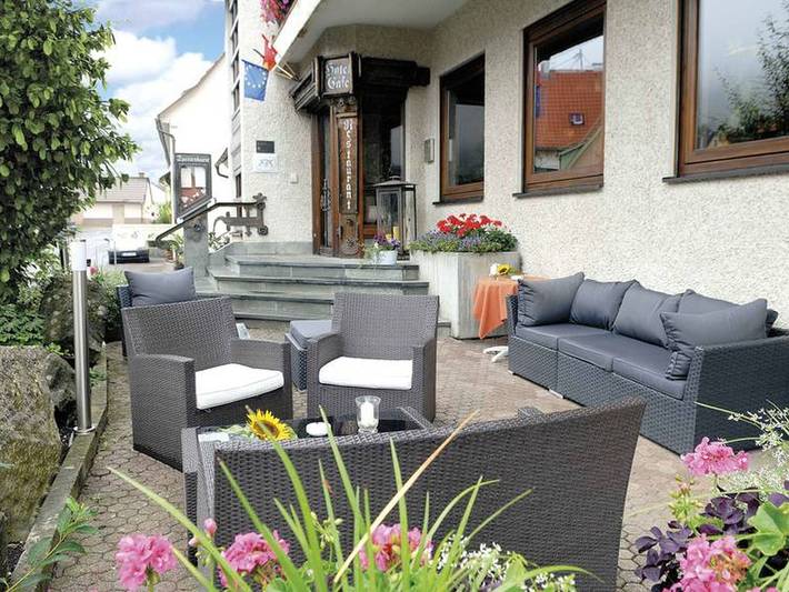 Hotel Beurener Hof - Doppelzimmer rustikal und gemütlich in Beuren, Albsteig Etappe 9