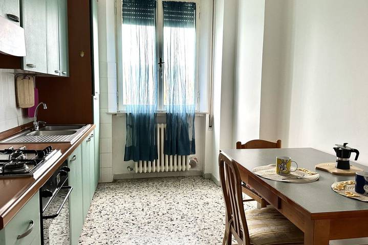 Ganze Wohnung, Ferienwohnung für 8 Personen mit Balkon/Terrasse in Senigallia, Senigallia (Gemeinde)