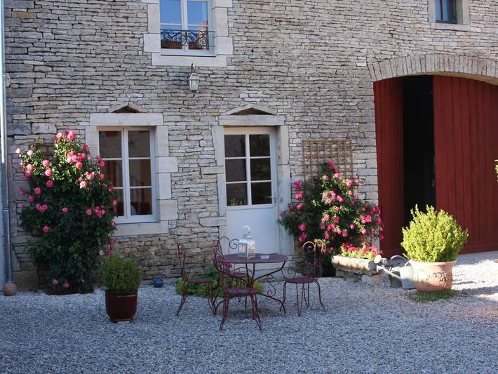 Natururlaub bei Dijon, moderner Komfort, private Terrasse in Val-Suzon, Dijon und Umgebung