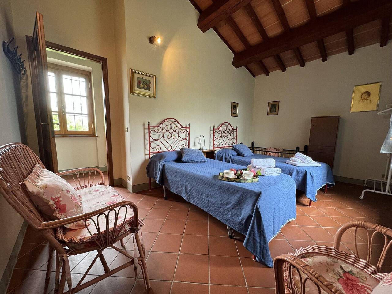 Longoio Garden Cottage Charm in Capannori, Lucca Province