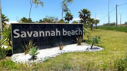 Gîte pour 6 personnes, avec piscine ainsi que jardin et bassin pour enfant dans Sidi Rahal