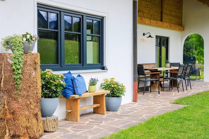 Ferienhaus Froschsee inkl. Chiemgaukarte - Ferienhaus bis 10 Personen 165 qm mit Balkon, Terrasse und 5 Schlafzimmern in Ruhpolding, Bayerische Alpen