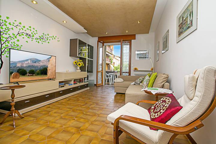 Holiday rental for 6 people, with balcony, child-friendly in Verona