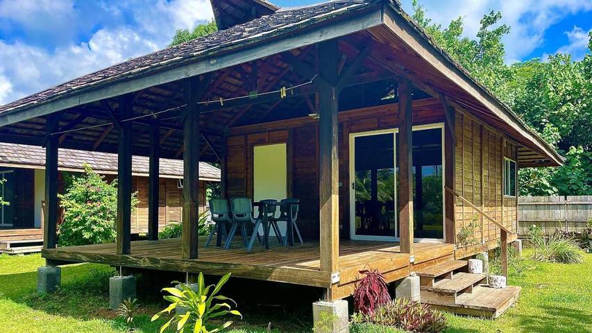 Location de vacances pour 4 personnes, avec jardin et piscine dans Uturoa - 2