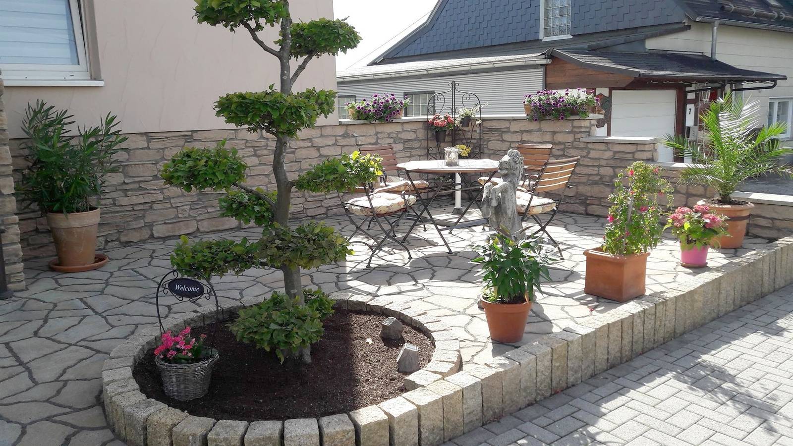 Geheel vakantieappartement, Appartement, bad, begane grond in Nisterau, Westerwald