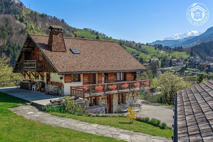 Gîte pour 5 personnes, avec Terrasse et Jardin