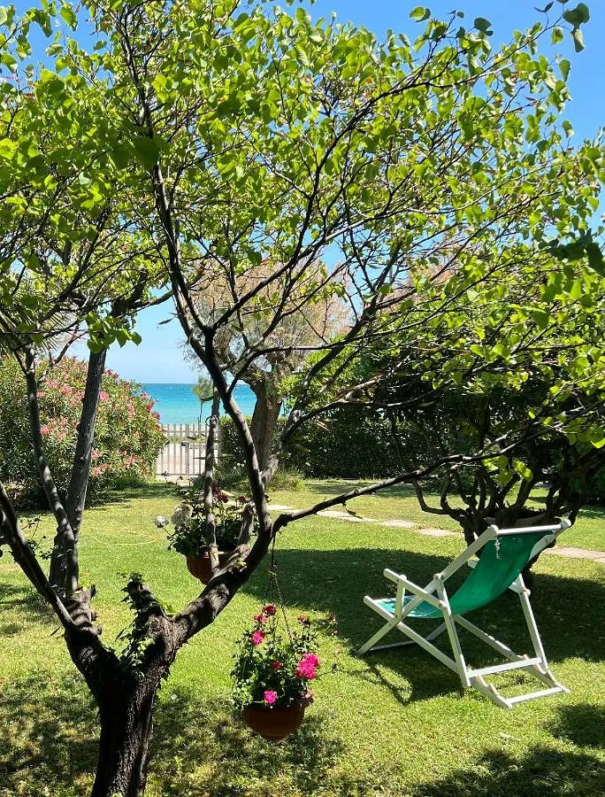 Alojamiento y desayuno para 2 personas, con vistas y jardín - 1