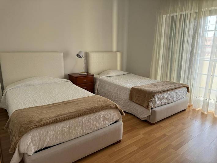 Location de vacances pour 7 personnes, avec jardin et jacuzzi dans Fernão Ferro - 3