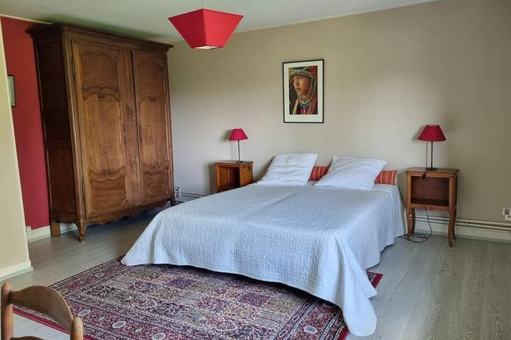 Location de vacances pour 5 personnes, animaux acceptés à Rocroi - 3