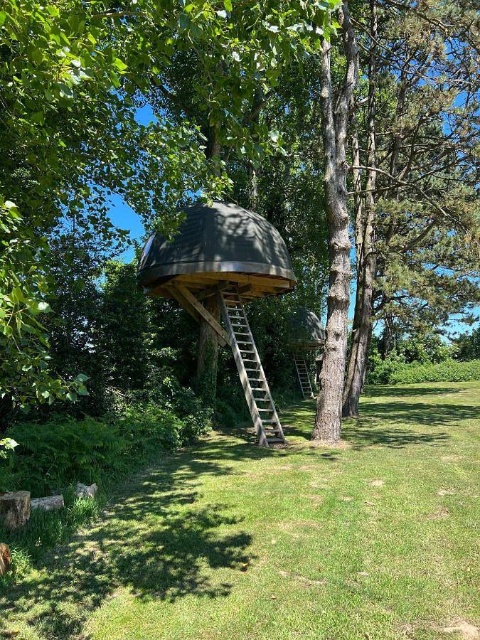Chambre d’hôte pour 4 personnes, avec jardin à Les Loges