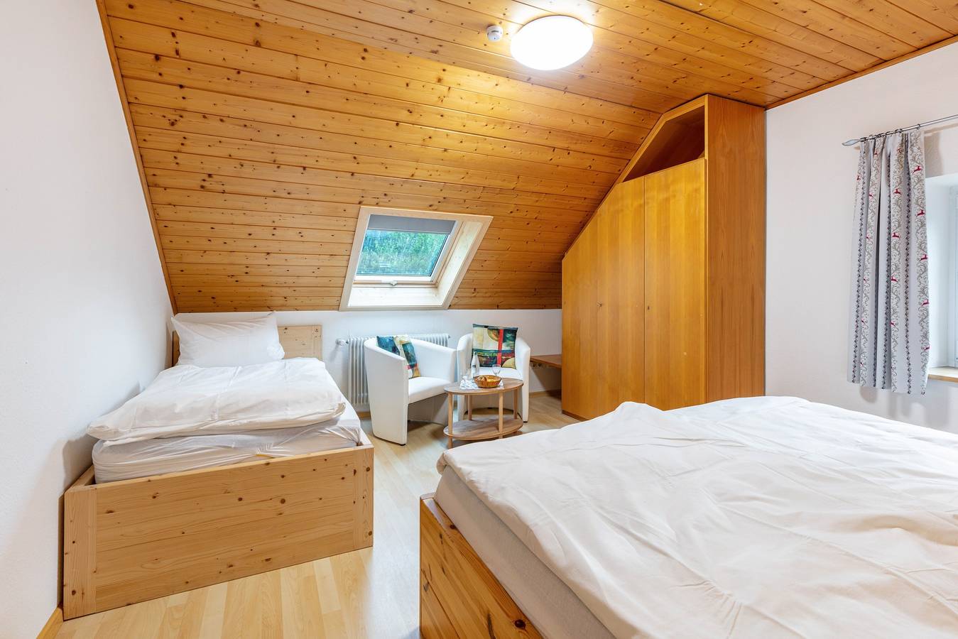 Zimmer 'Trio' mit Bergblick, Gemeinschaftsterrasse und Wi-Fi in Tegernau, Kleines Wiesental
