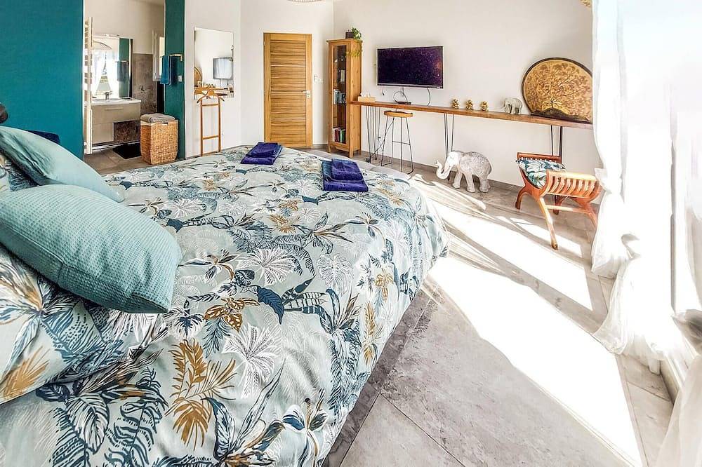 Luxurious home in Cuers in Cuers, Costa mediterránea (Francia)
