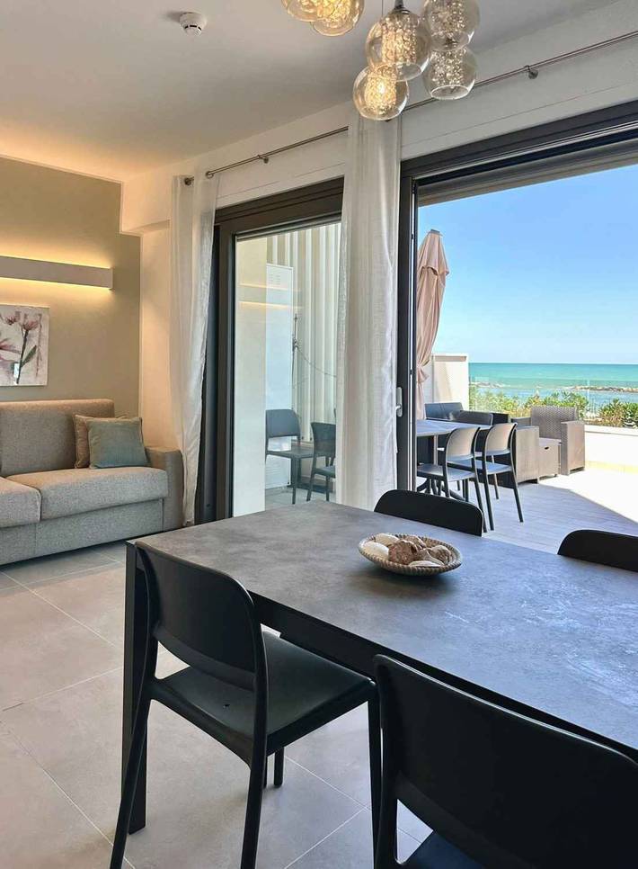 Rustico per 4 persone, con balcone, con animali domestici nelle Marche