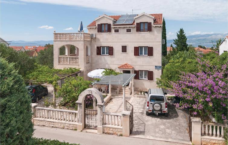 Ferieleilighet for 4 personer i Supetar
