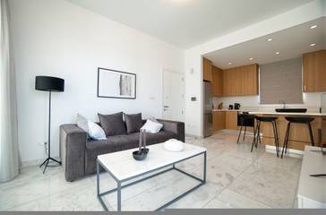 Apartment for 2 People in Kato Paphos, South Cyprus, Photo 2