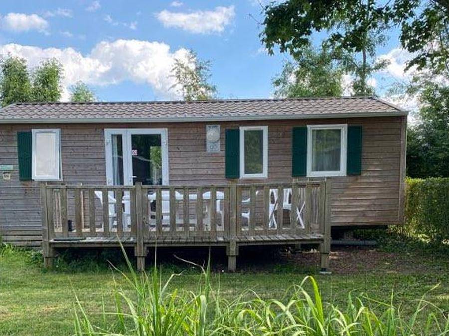 Flower Camping du Port Caroline - Mobile home 6 persons - Standard 3 bedrooms 34m² + uncovered terrace in Loire-Authion, Angers region