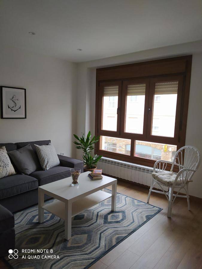 Gîte pour 4 personnes, avec piscine et vue à Tapia de Casariego