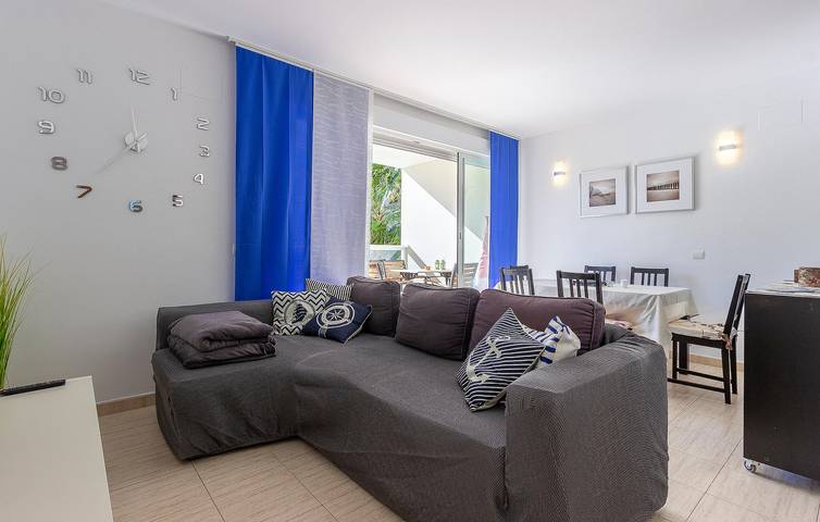 Apartamento de férias inteiro, Apartamento acolhedor com piscina e terraço perto de Almadrava in El Verger, Costa Blanca