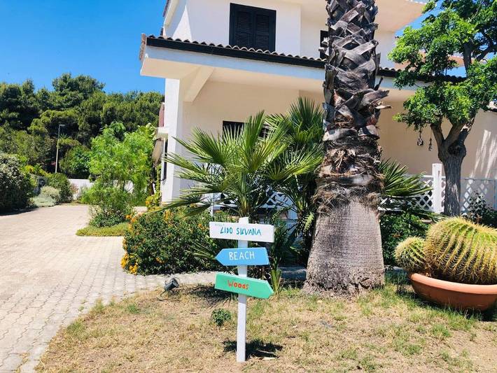 Casa vacanza per 7 persone, con panorama e giardino, con animali domestici a Pulsano