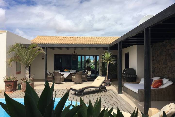 Villa für 8 Personen, mit Terrasse und Garten - 1