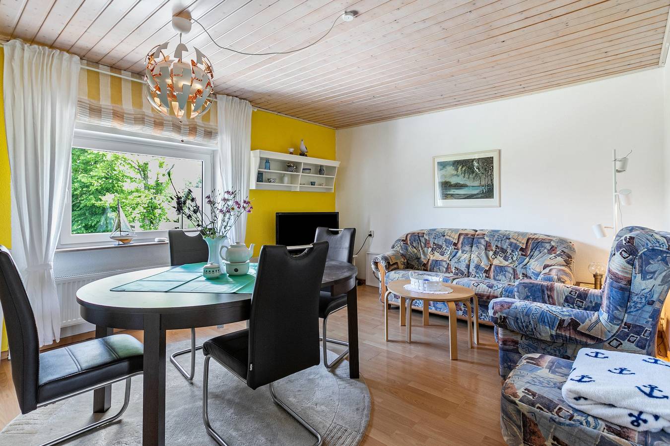 Ganze Wohnung, Ferienwohnung 'Devich' mit privater Terrasse, privatem Garten und Wlan in Oersberg, Kappeln & Umgebung