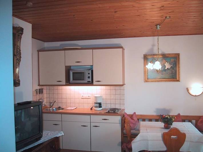 Bauernhof für 2 Personen, mit Balkon und Garten sowie Sauna, kinderfreundlich in Oberbayern - 2