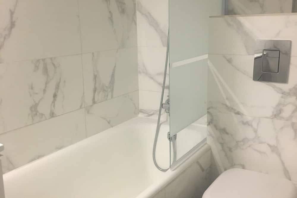 Appartement entier, Joli 2 pièces design scandinave à 50m de la plage in Saint-Sauveur-de-la-Mer, Région de Lisieux