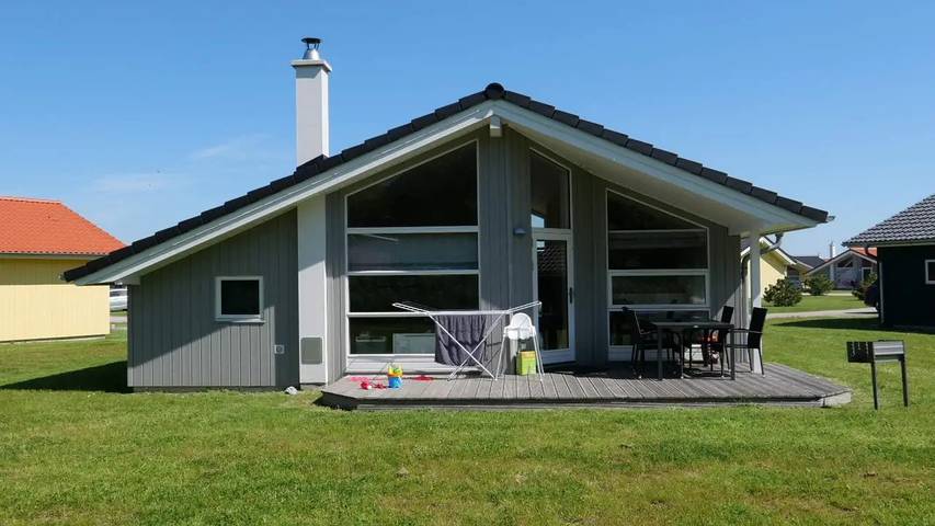Ferienhaus für 7 Personen, mit Terrasse und Sauna, mit Haustier
