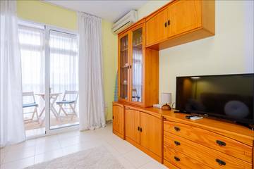 Apartment for 2 People in Torrevieja Centre, Torrevieja, Photo 2