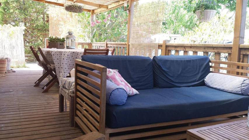 Camping pour 6 personnes, avec Jacuzzi et Terrasse ainsi que Jardin et Bassin pour enfant à Ramatuelle - 4