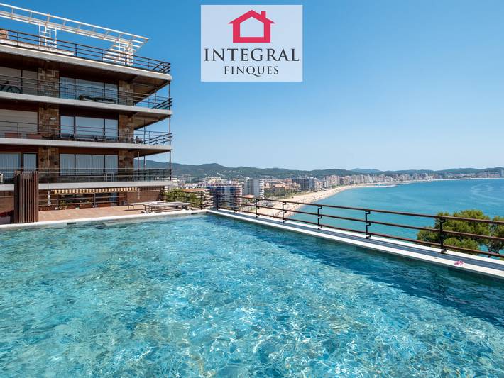 Apartamento para 4 personas, con Balcón además de Terraza y Piscina en Torre Valentina