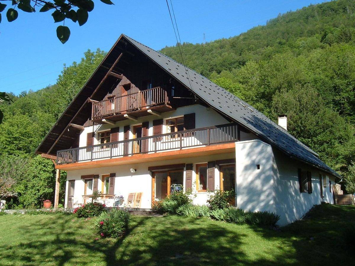 La Grange Aux Loups in Queige, Région d'Albertville