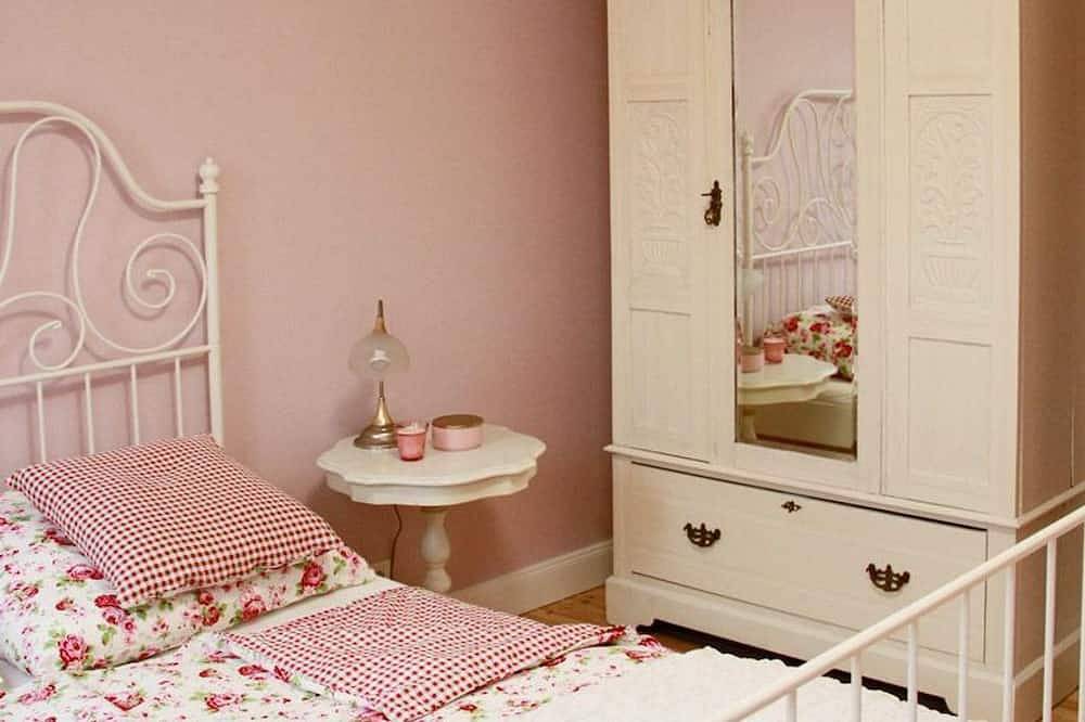 Ganze Wohnung, Petite Maison - Appartement/Fewo, Dusche, Wc, 3 Schlafräume in Püttlingen, Saarbrücken & Umgebung